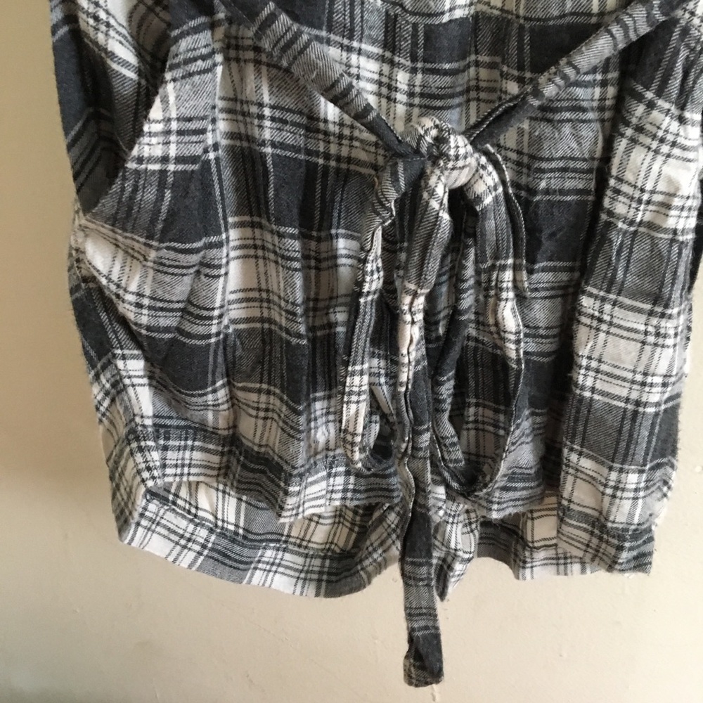 Cloth & Stone | Gray Plaid Flannel Romper | Size M - Picture 6 of 8